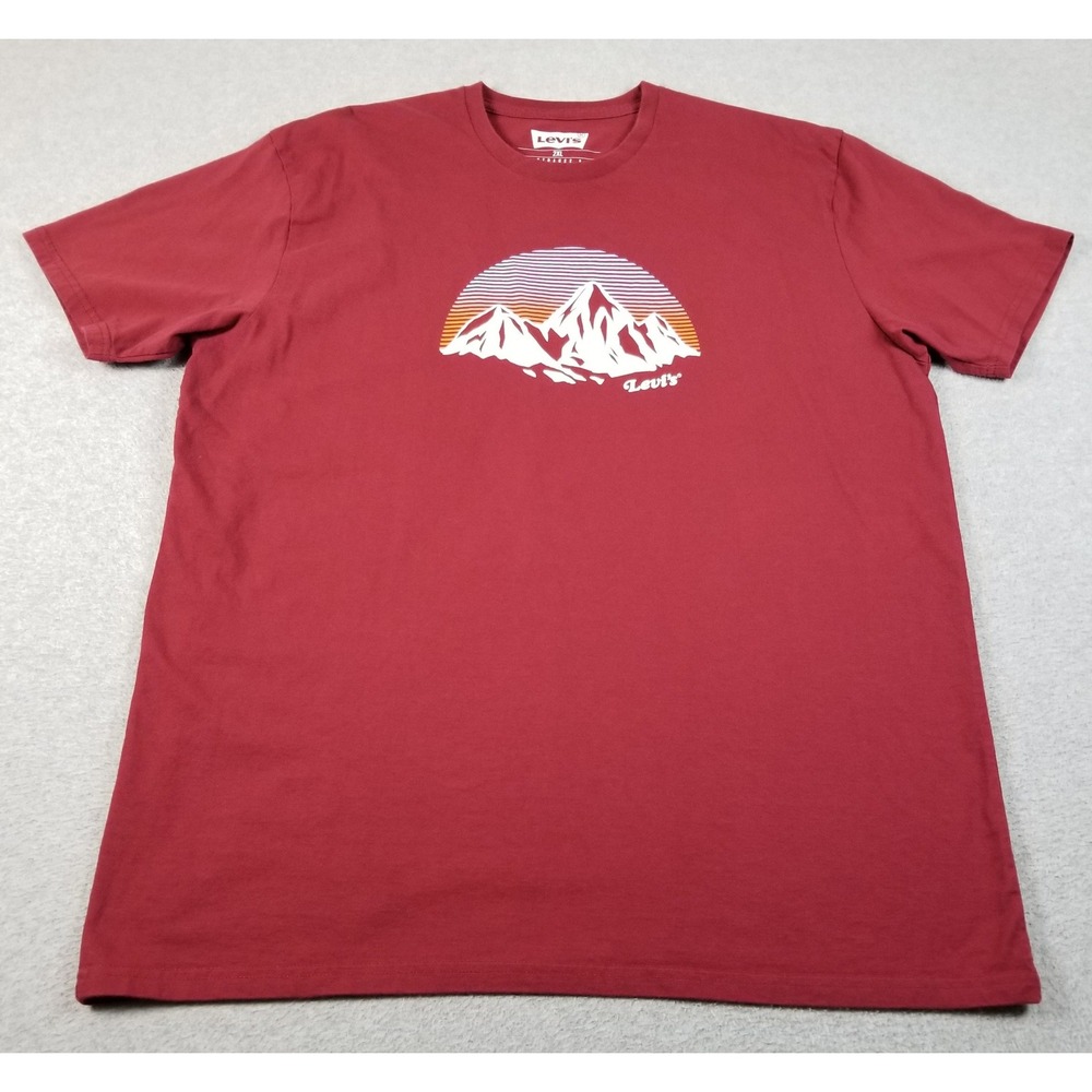 Levi's T-Shirt Mens 2XL XXL Burgundy Mountain Sunset Retro Short Sleeve Graphic